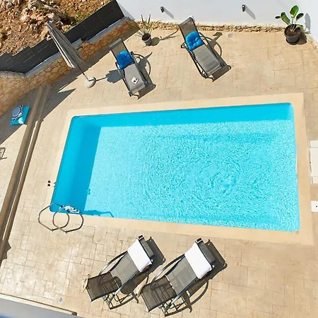 Helios Dream With Private Pool *