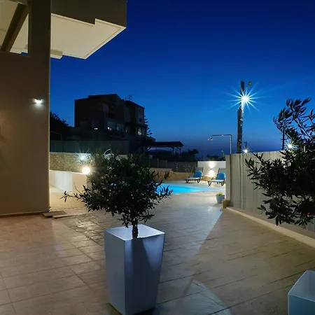 Helios Dream With Private Pool