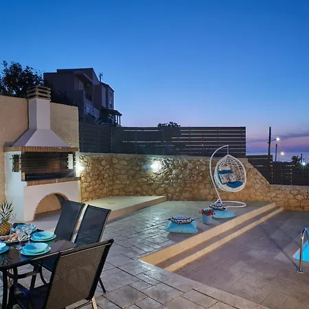 Helios Dream With Private Pool Apartman